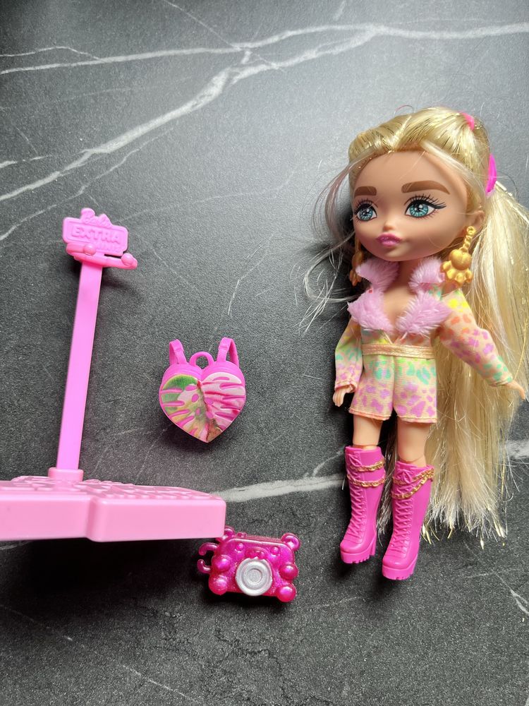 Barbie mini travel jak nowa