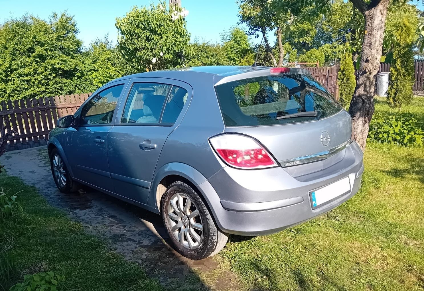 Opel Astra 2006r
