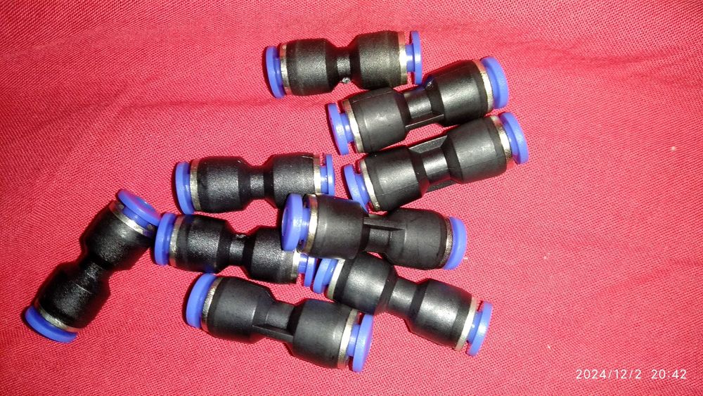 Фиттинг пневматический 4мм. 10шт-65грн