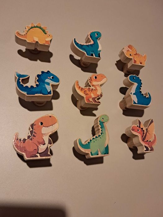 Dinozaury drewniane uchwyty meblowe.