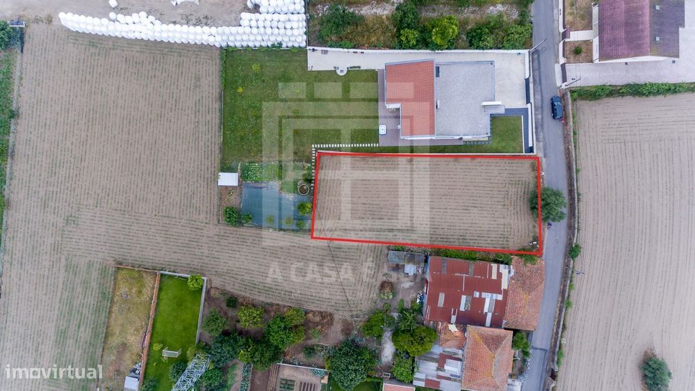 Terreno para construção de moradia isolada - Exclusivo