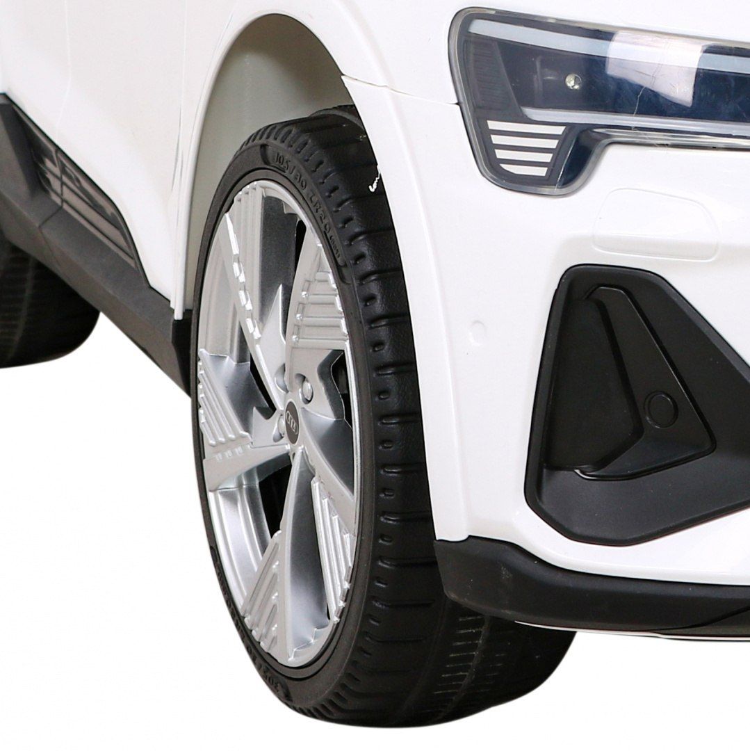 Pojazd Audi E-Tron Sportback Biały 4x4
