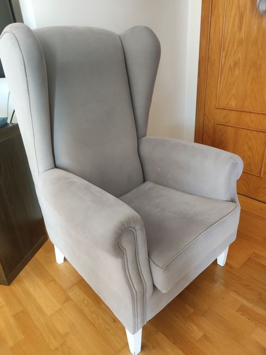 Cadeira de amamentação ÚNICA - feita sob medida