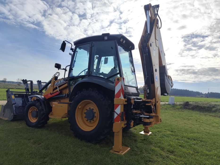 Koparko ładowarka case JCB cat