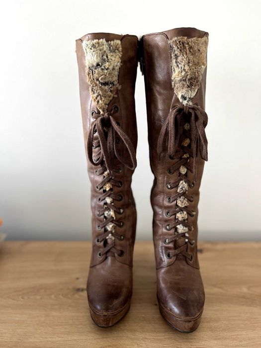 Eleganckie zimowe kozaki z futerkiem