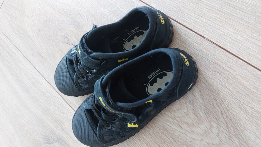Trampki chłopięce batman, adidasy, r. 26