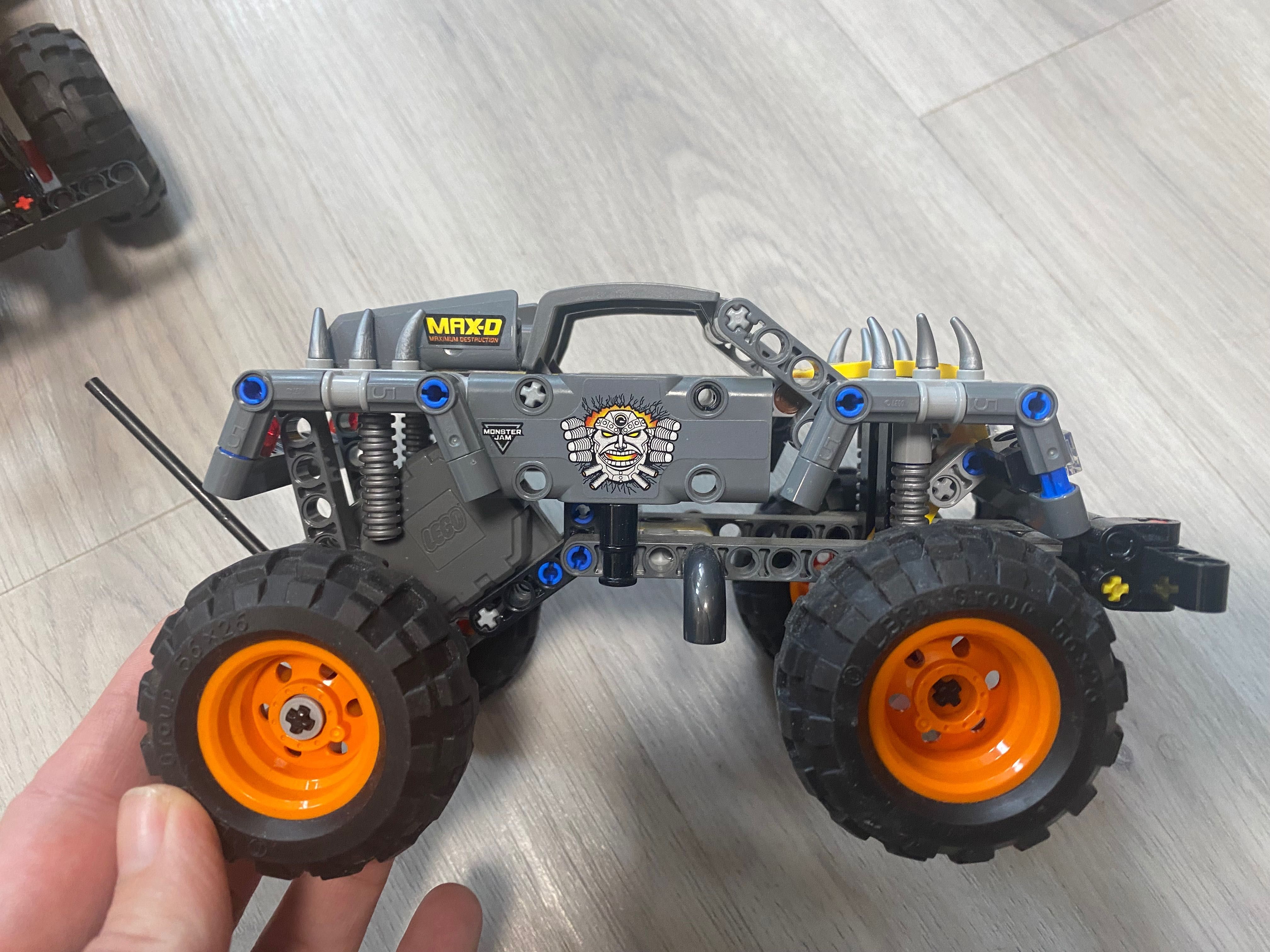 Дві машини лего технік lego