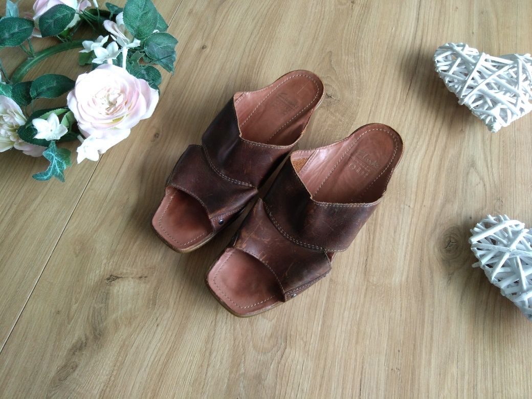 Clarks skórzane klapki 39 drewniaki boho etno folk