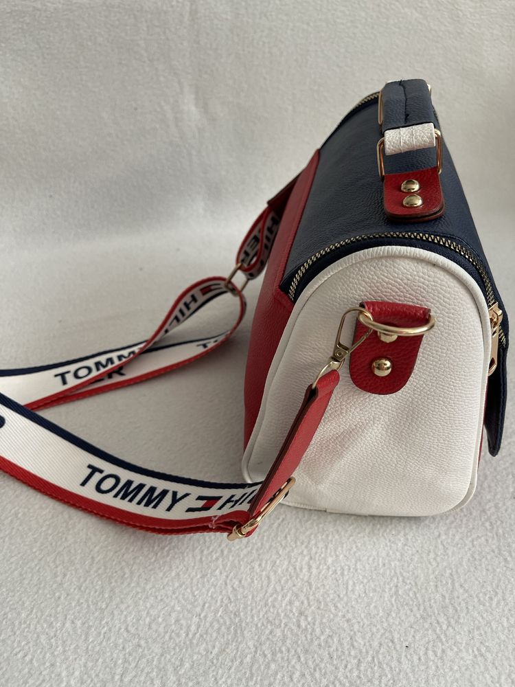 Сумка Tommy Hilfiger