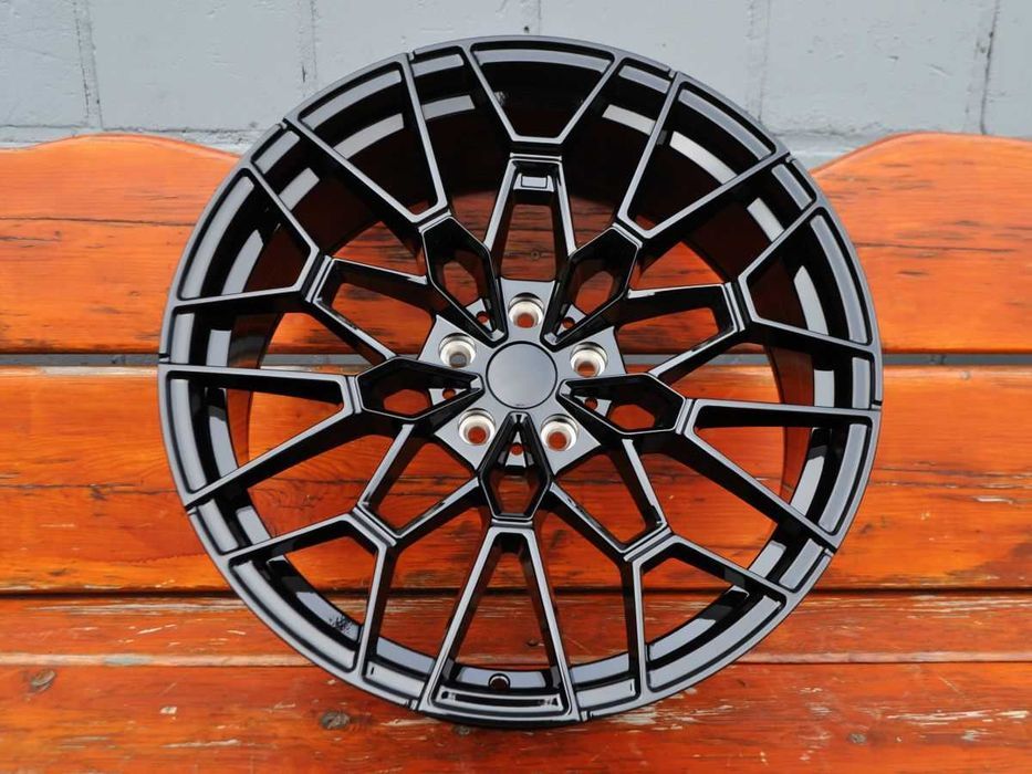 Felgi R19 5x112 BMW 5 G30 G31 G38 G60 G61 7 G11 G12 G70 8 G14 G15 G16