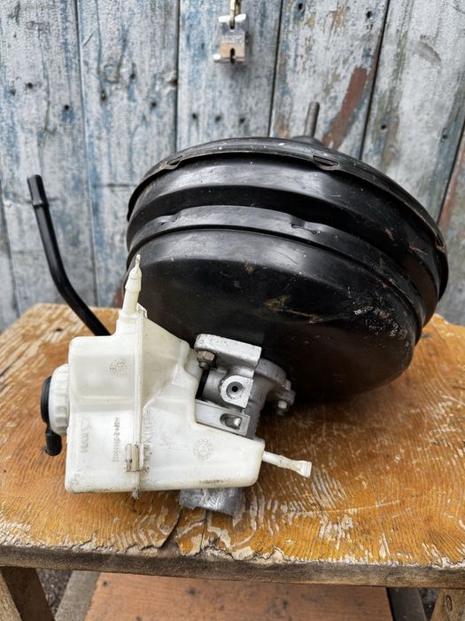 Усилитель тормозов вакуумный BMW X5 E53