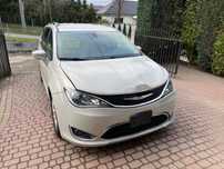 Chrysler Pacifica telewizory 8 osobowa