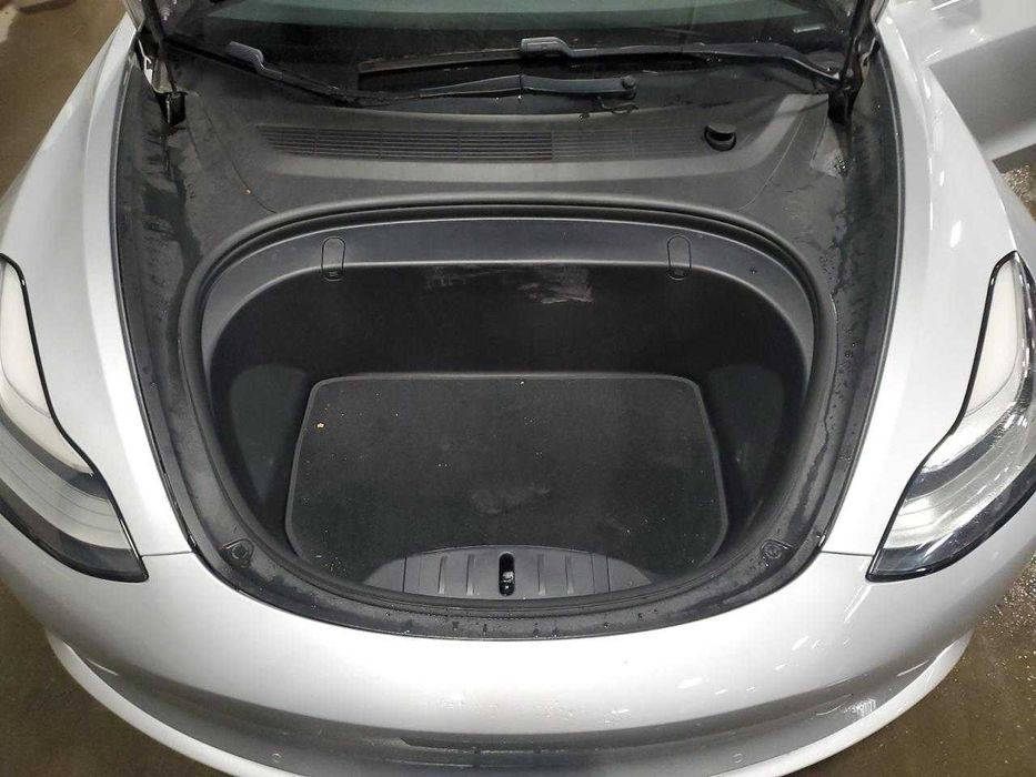 2018 TESLA MODEL 3 Авто