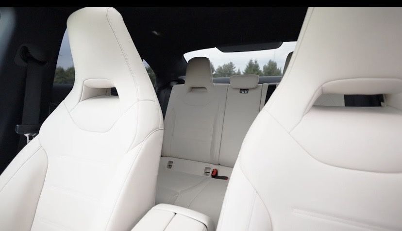 JASNE WNĘTRZE Biały Mercedes Auto Samochód do Ślubu Wynajem Wesele