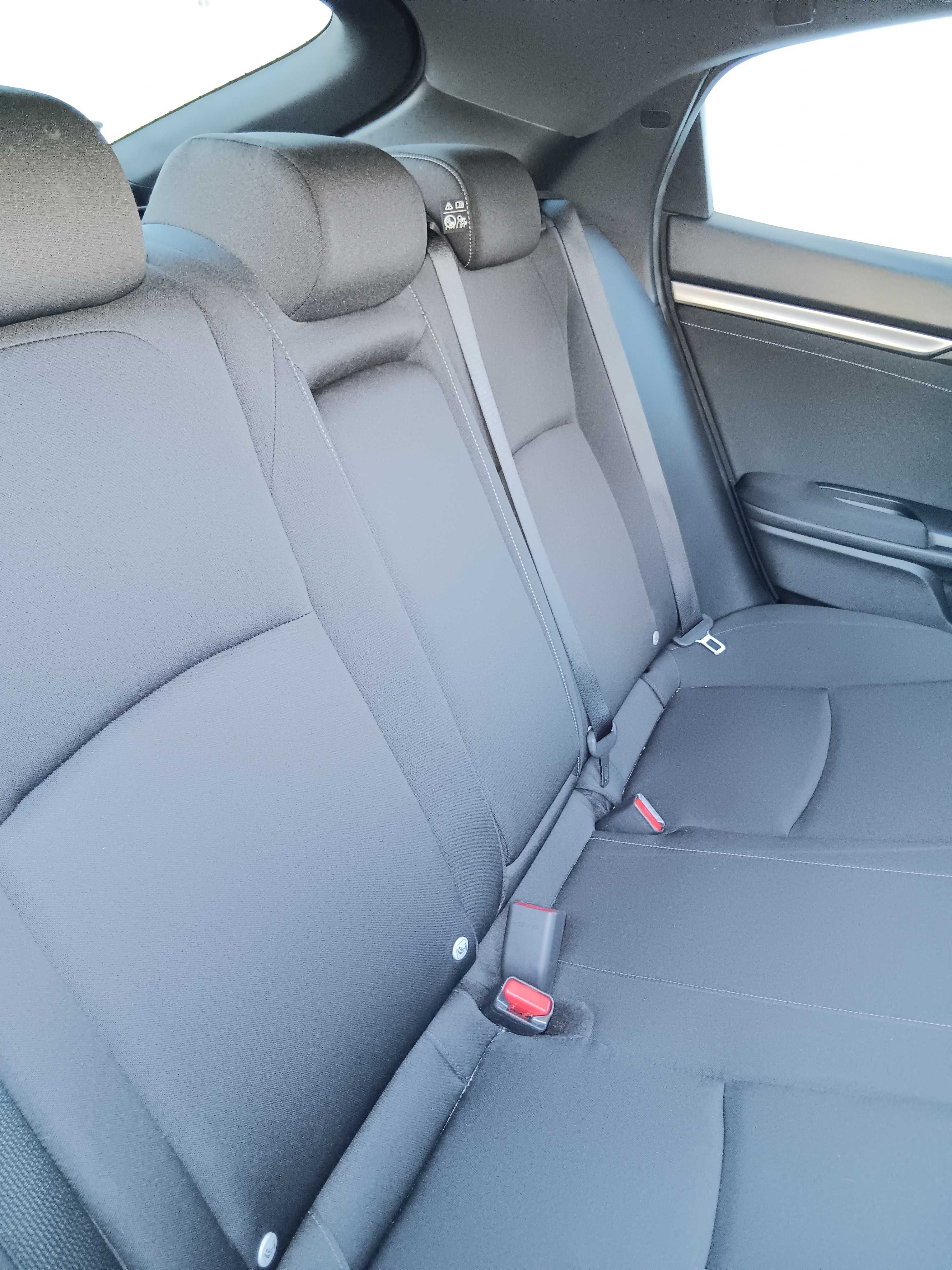 Honda Civic com muito poucos quilómetros