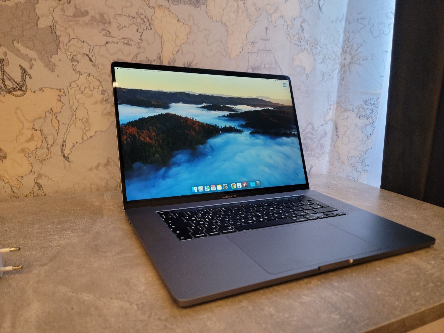 Macbook pro 16 2019 i9 16gb 1TB