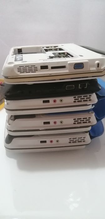 Lote de computadores para desocupar