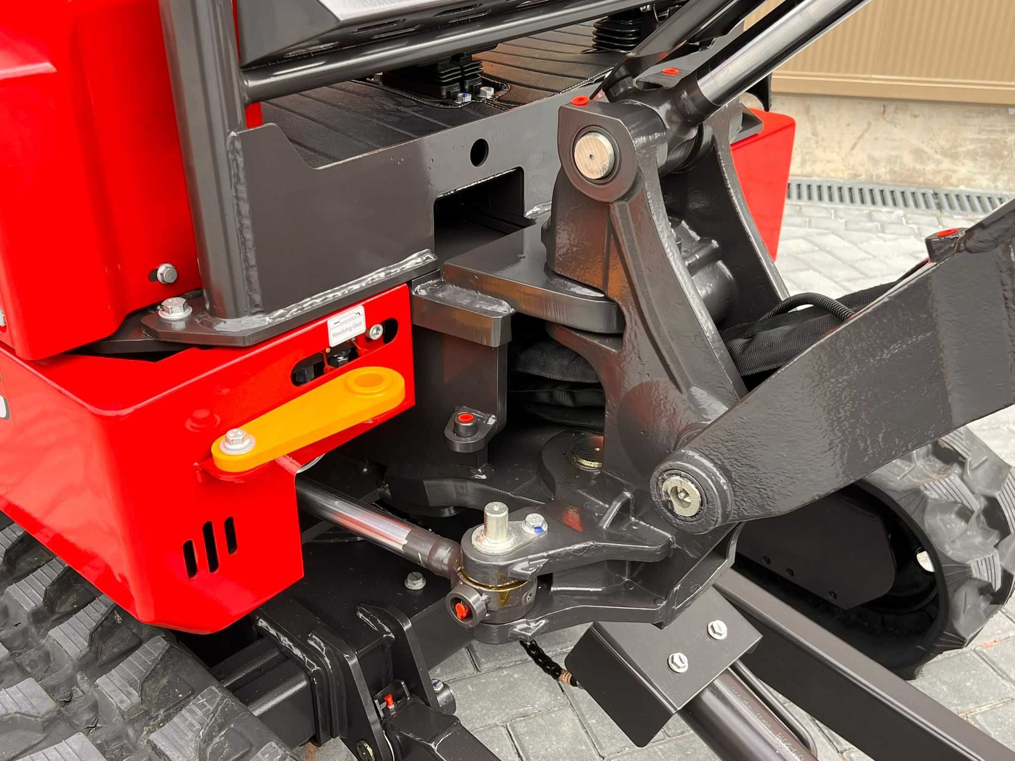 Mini Giratória RHINOCEROS XN20c motor kubota