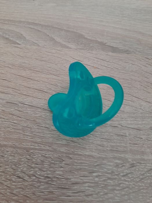 Smoczek od 6mscy-18mscy