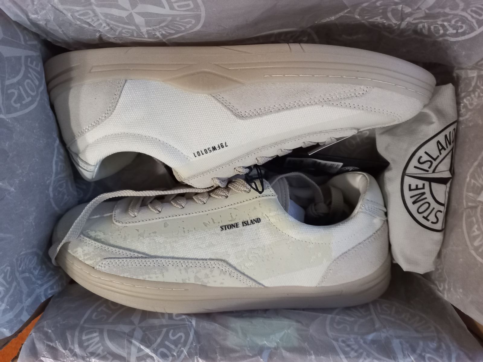 42, 43, Оригінальні кросівки Stone Island rock suede, оригинал кед