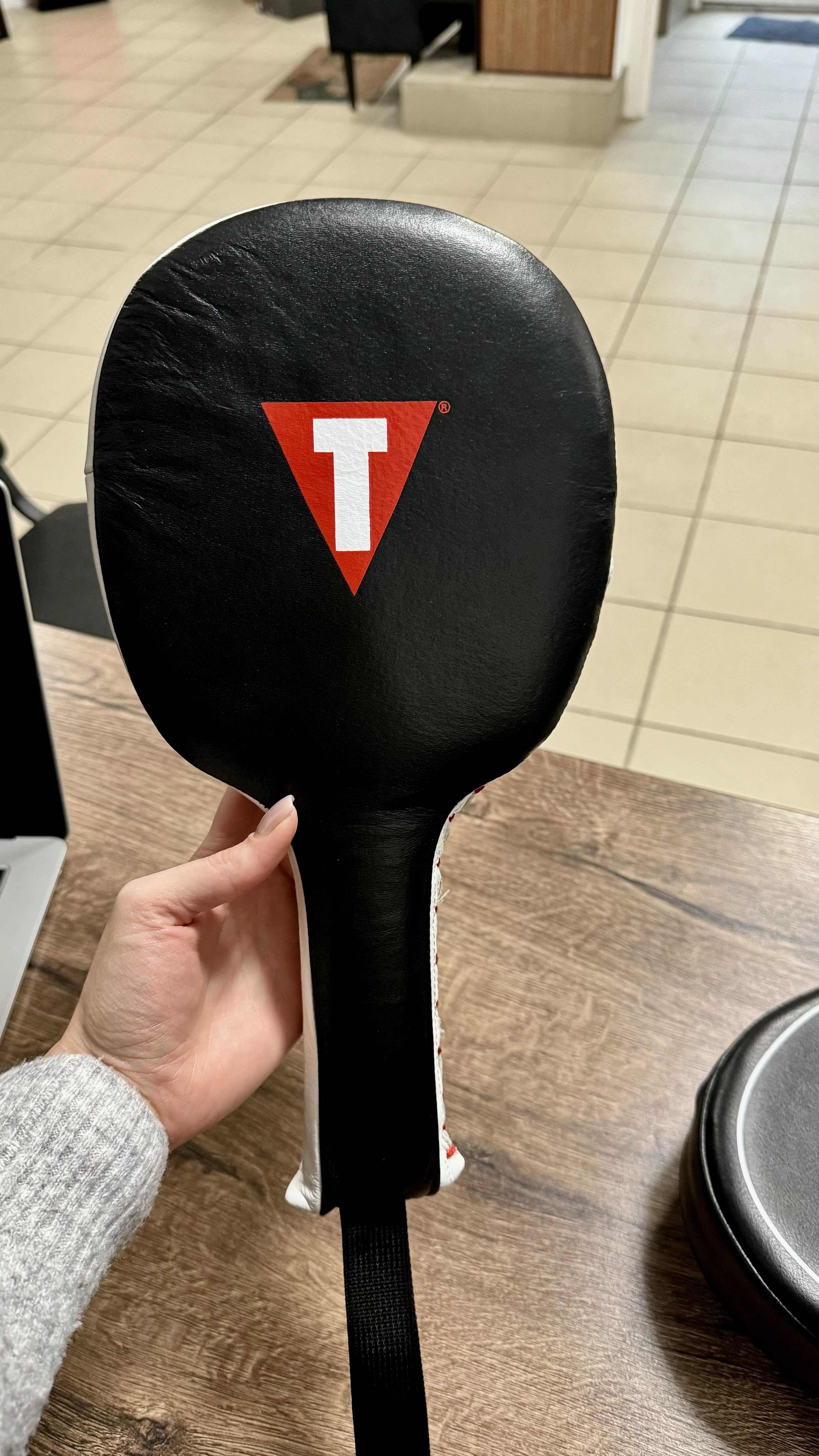 Ракетки TITLE Punch Training Accuracy Paddles (нова)