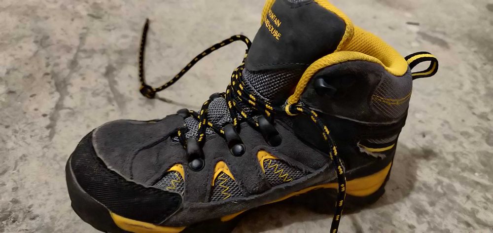 Buty górskie dla chłopca