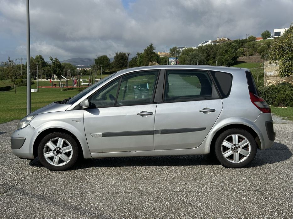 Renault Scenic 1.5 dci 110 CV
