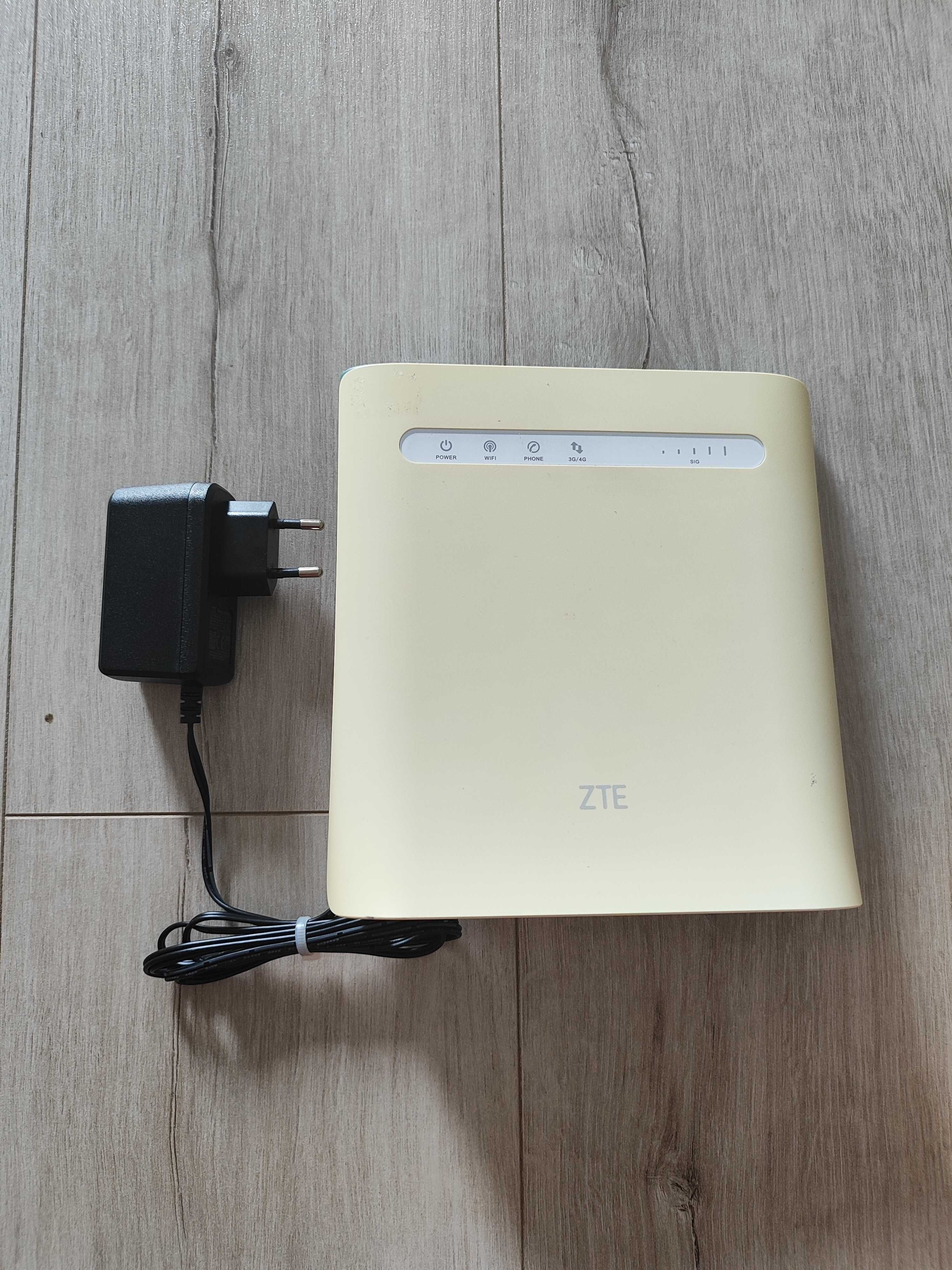 Sim 4G LTE роутер Wi-Fi ZTE MF286D