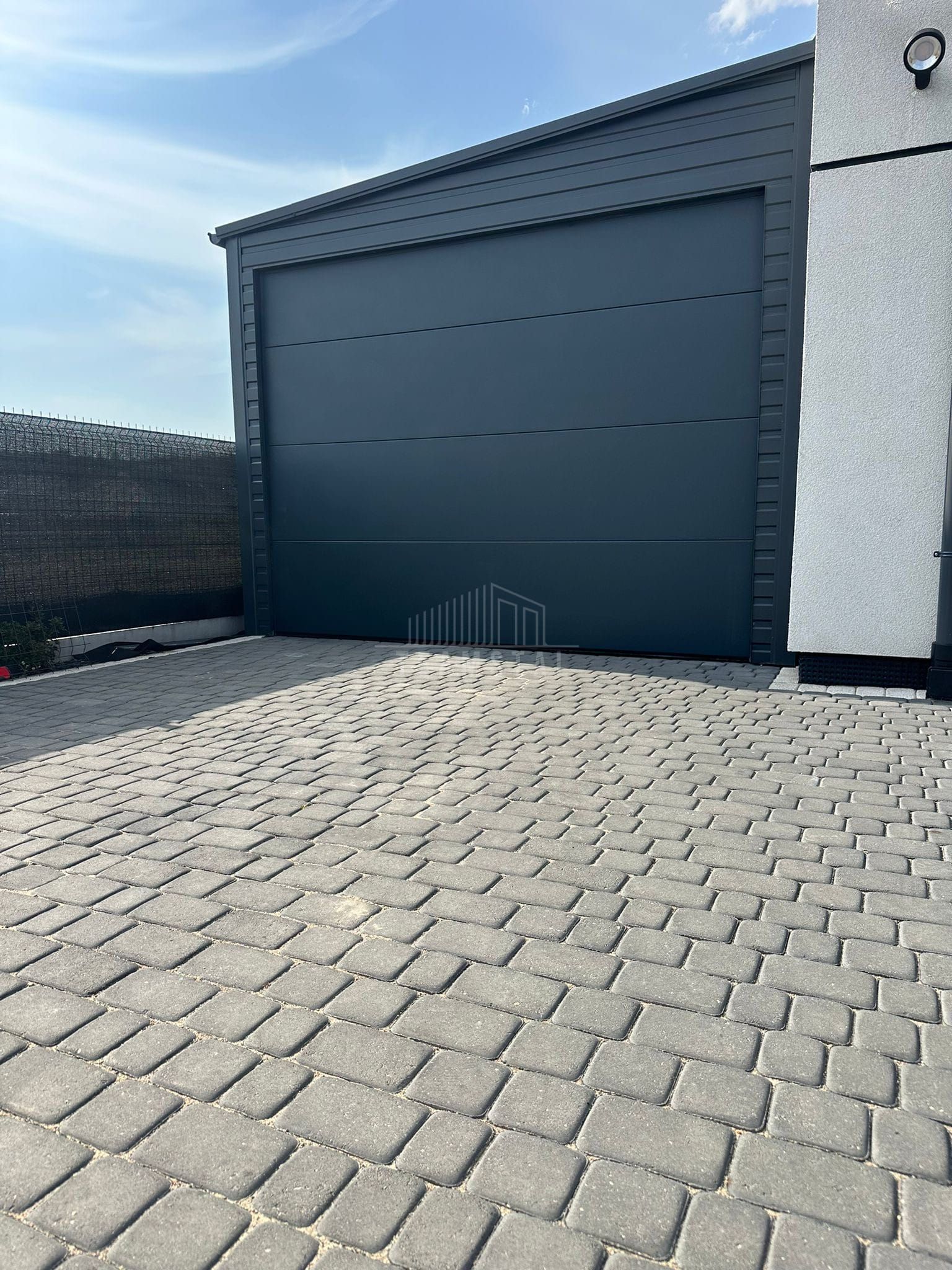 Garaż Blaszany 4x6m Brama Segmentowa Antracyt - Dach spad w bok  TS855