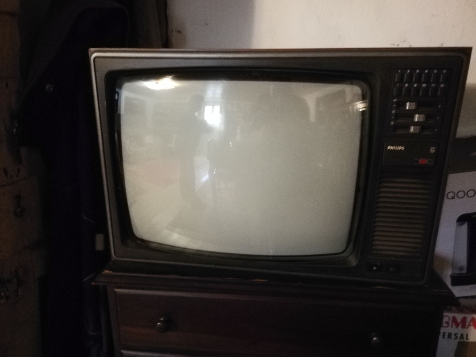 Televisão antiga Philips