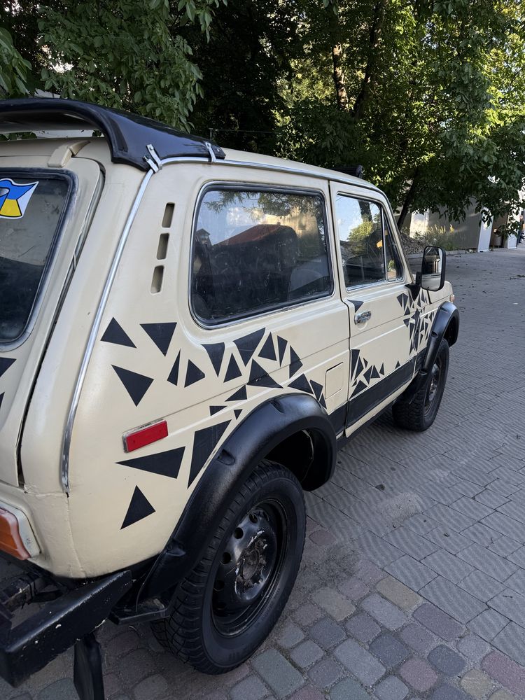 ВАЗ/лада НИВА 2121.