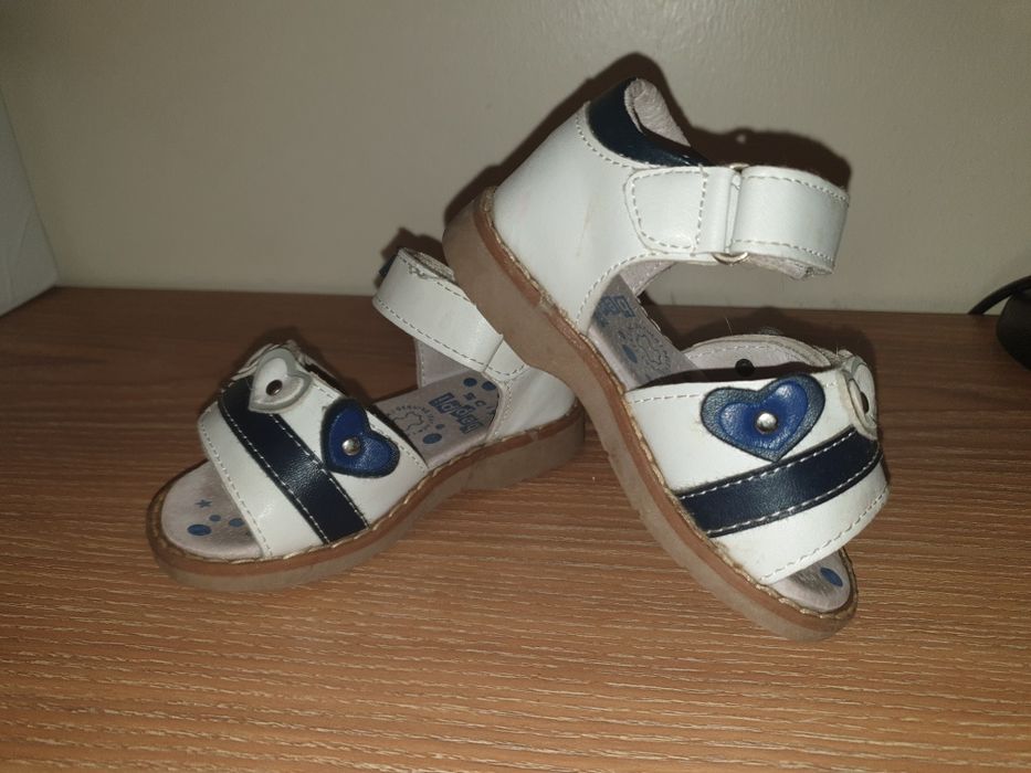Sandalia beppi, n21, palmilha em pele