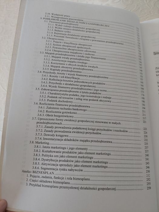 Zarys wiedzy o gospodarce. Marian Pietraszewski