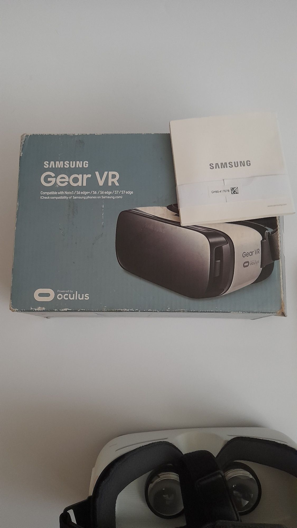 Очки виртуальной реальности Б/У Samsung Gear VR (SM-R322)