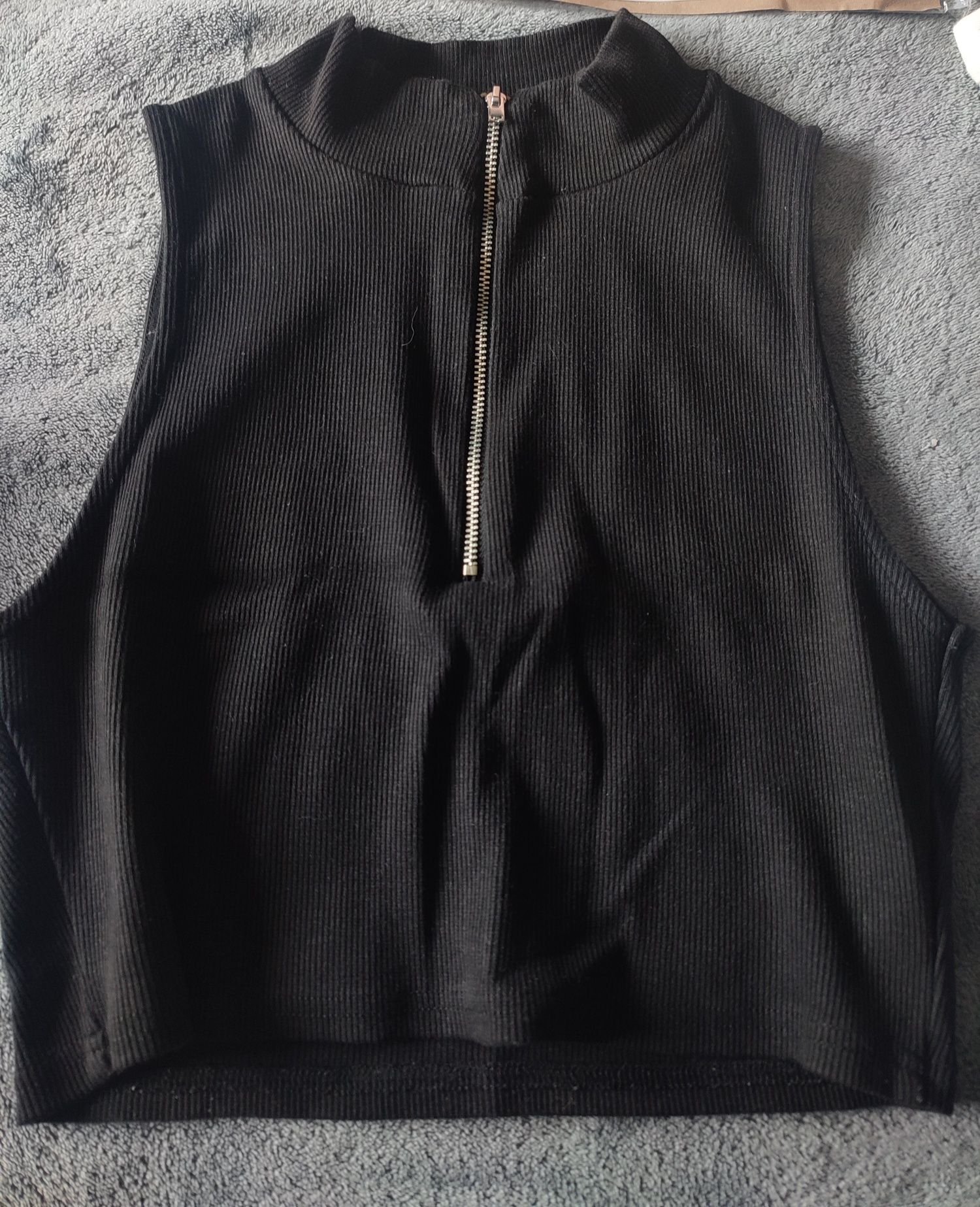 Top Zara com fecho; tamanho L