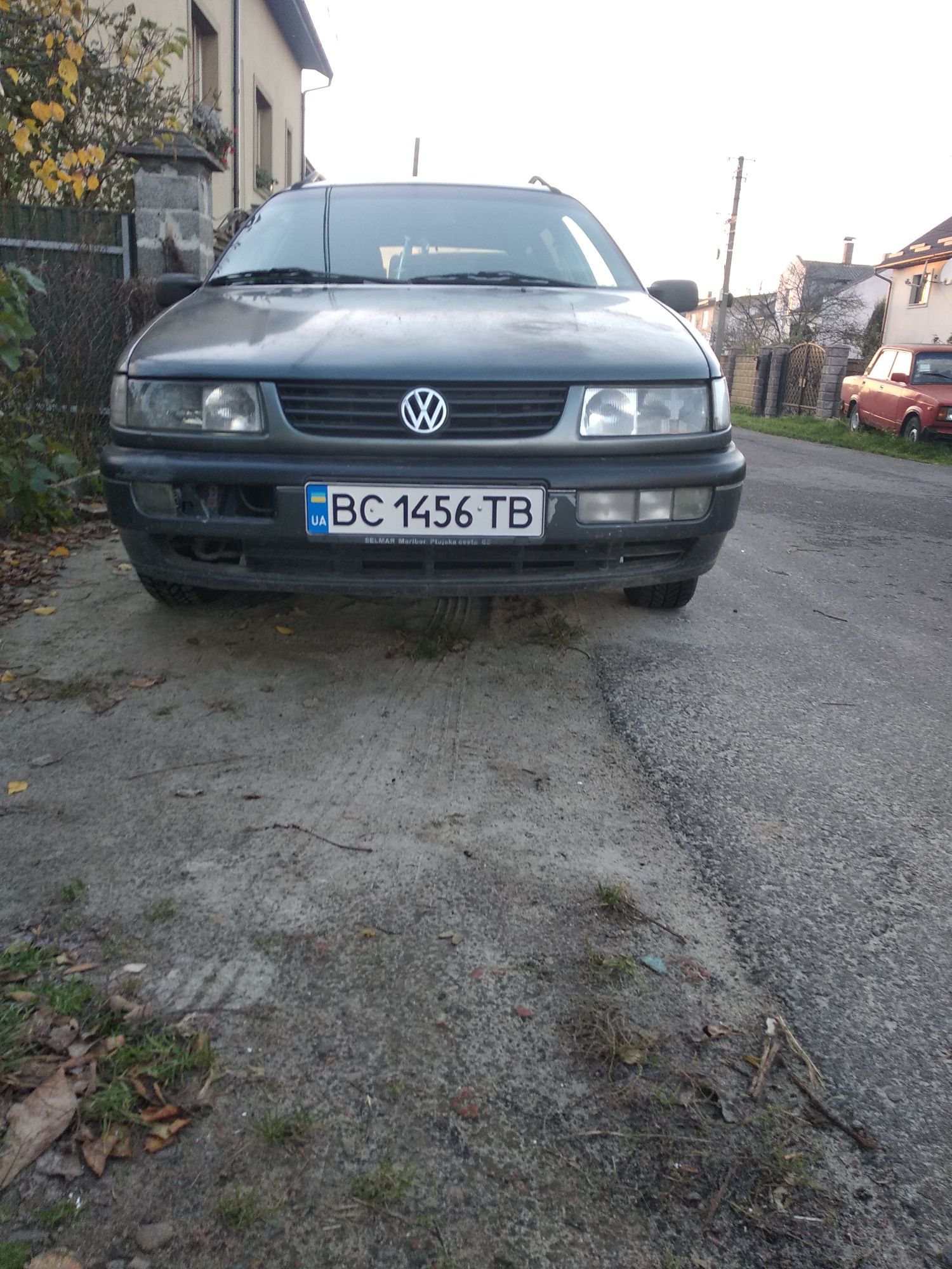 Авто Volkswagen Passat b4