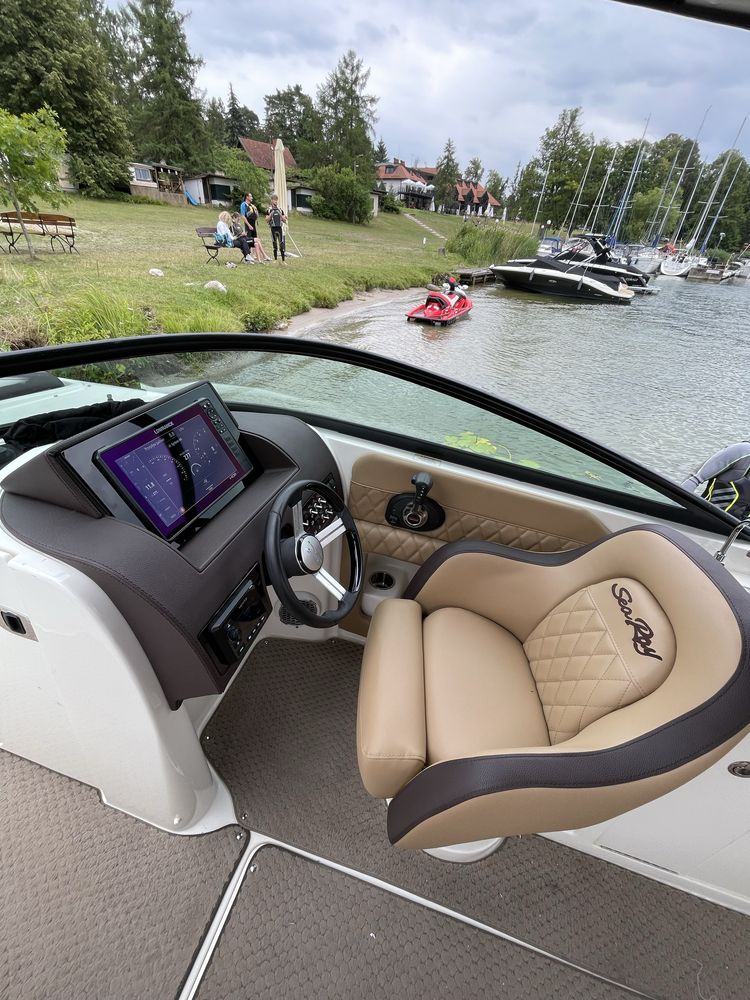 Sea Ray Sundeck 280 8.2 BIG BLOCK