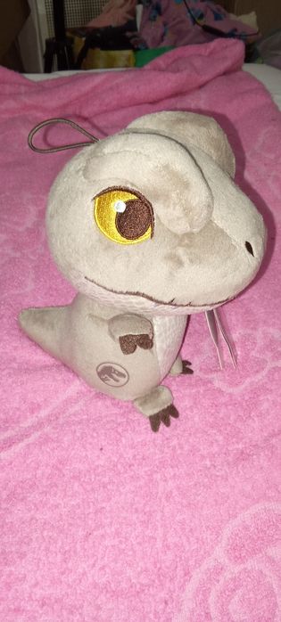 Динозавр коллеционный