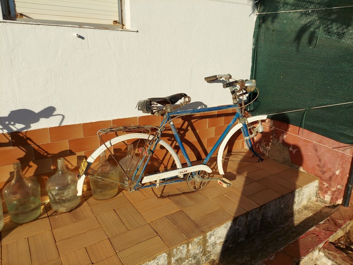 Bicicletas pasteleiras antigas