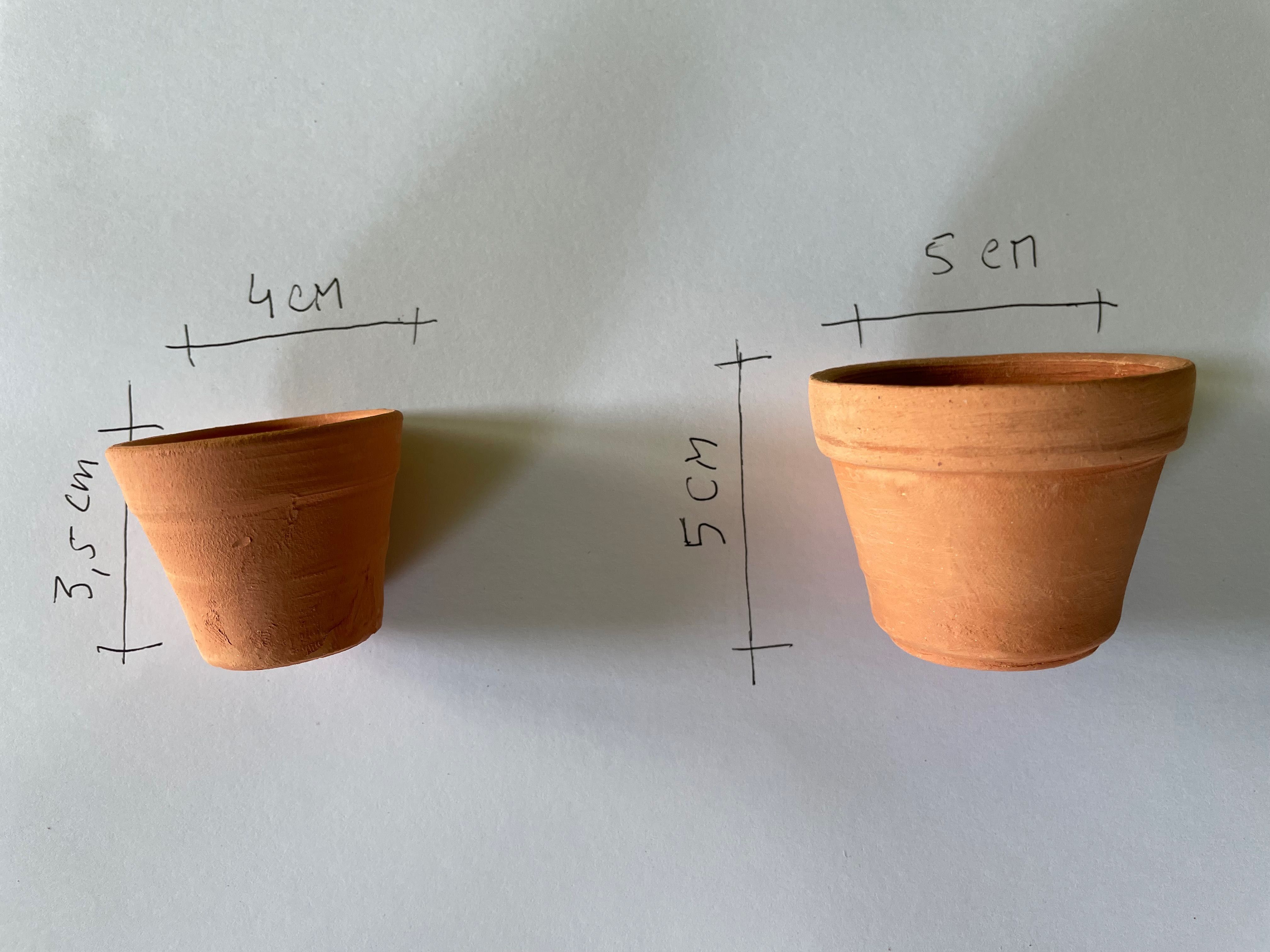 Vasos em miniatura