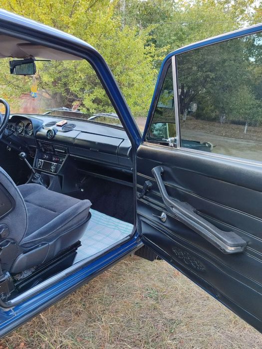 Автомобіль ВАЗ 2106