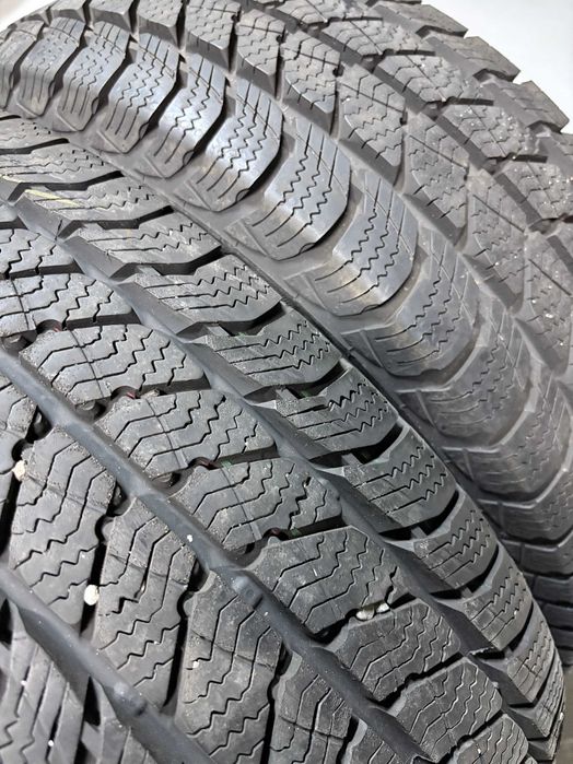 215/65R16C UNIROYAL SnowMax 3
