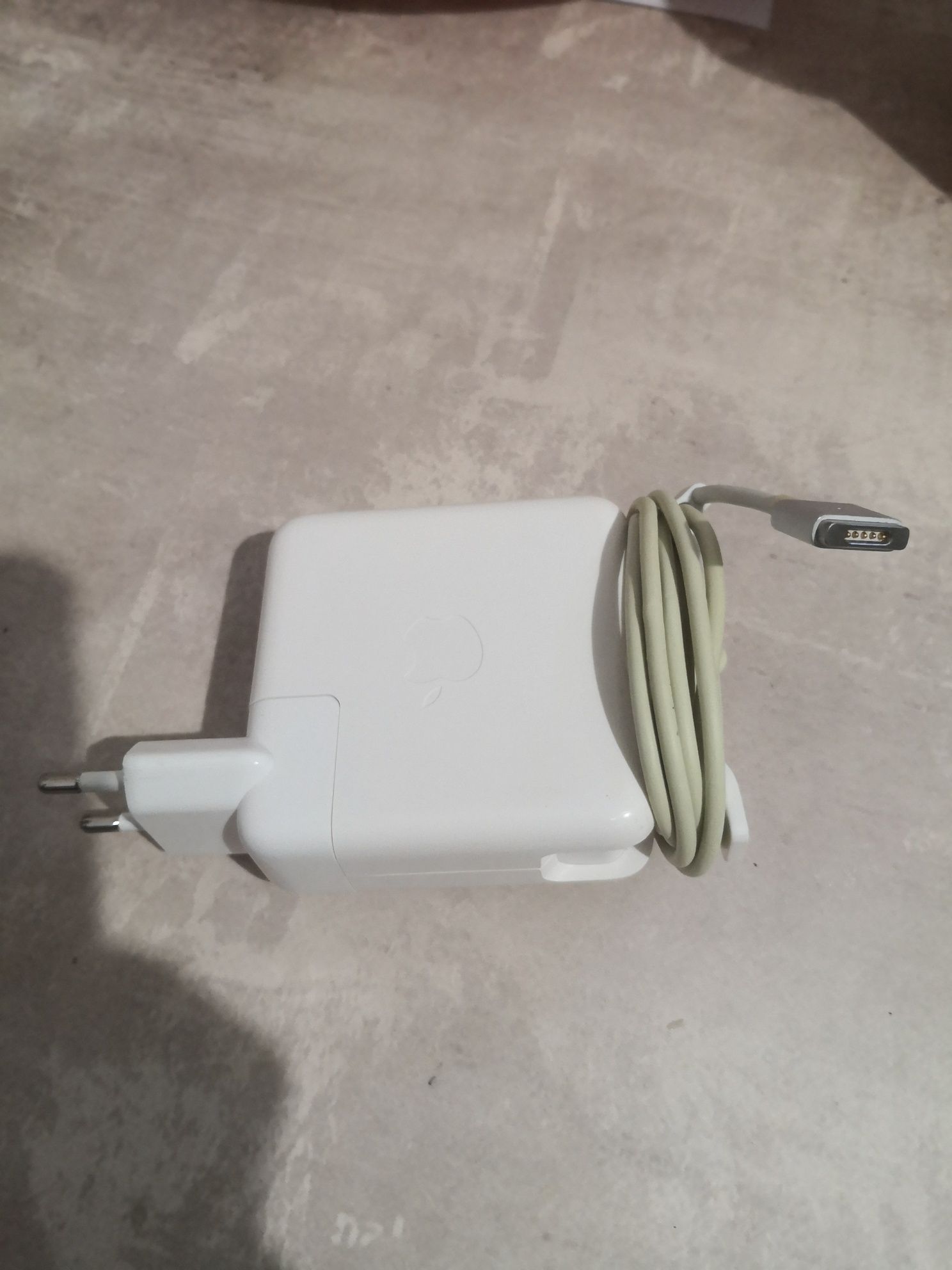 Зарядка до macbook 60w magsafe 2