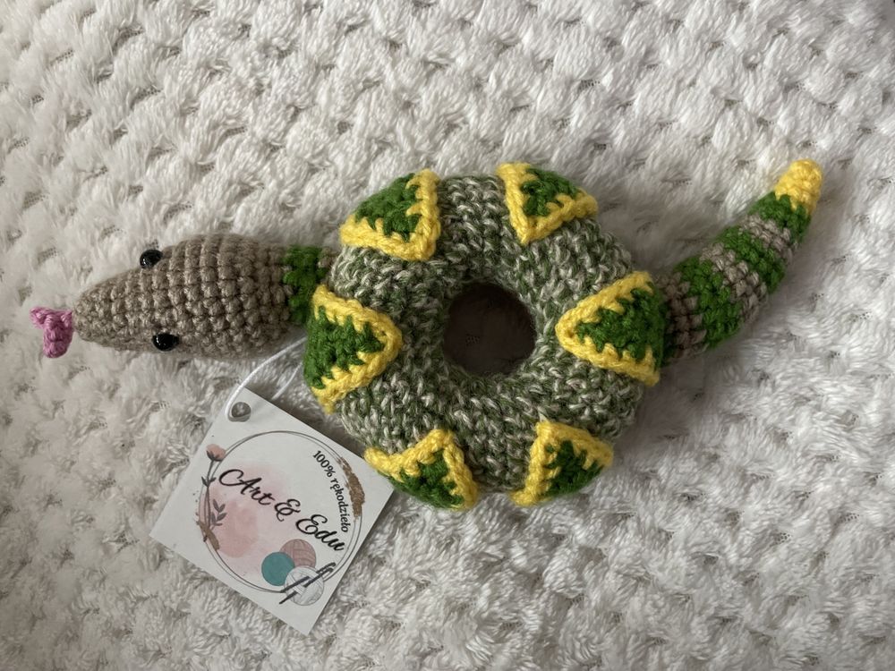 Wąż donut na szydelku rekodzieło amigurumi crochet hand made