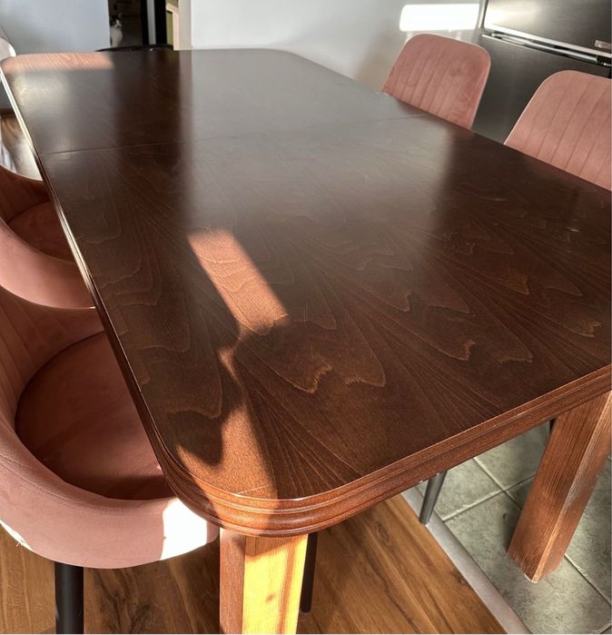 Drewniany stół - kolor ciemny brąz!