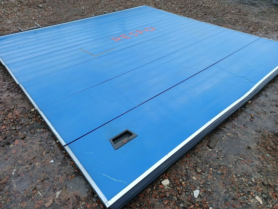 Brama garażowa segmentowa przemysłowa 405*405