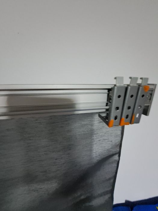 Estore cinzento para a sua casa ou gabinete