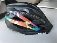 Kask rowerowy Meteor Shimmer z daszkiem i siatka