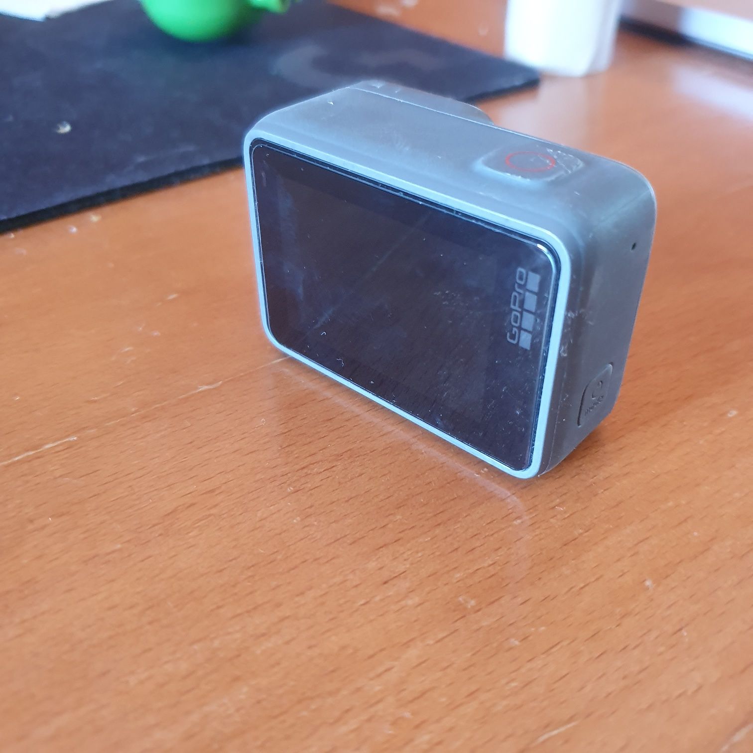 Gopro 7 silver + poucos acessorios