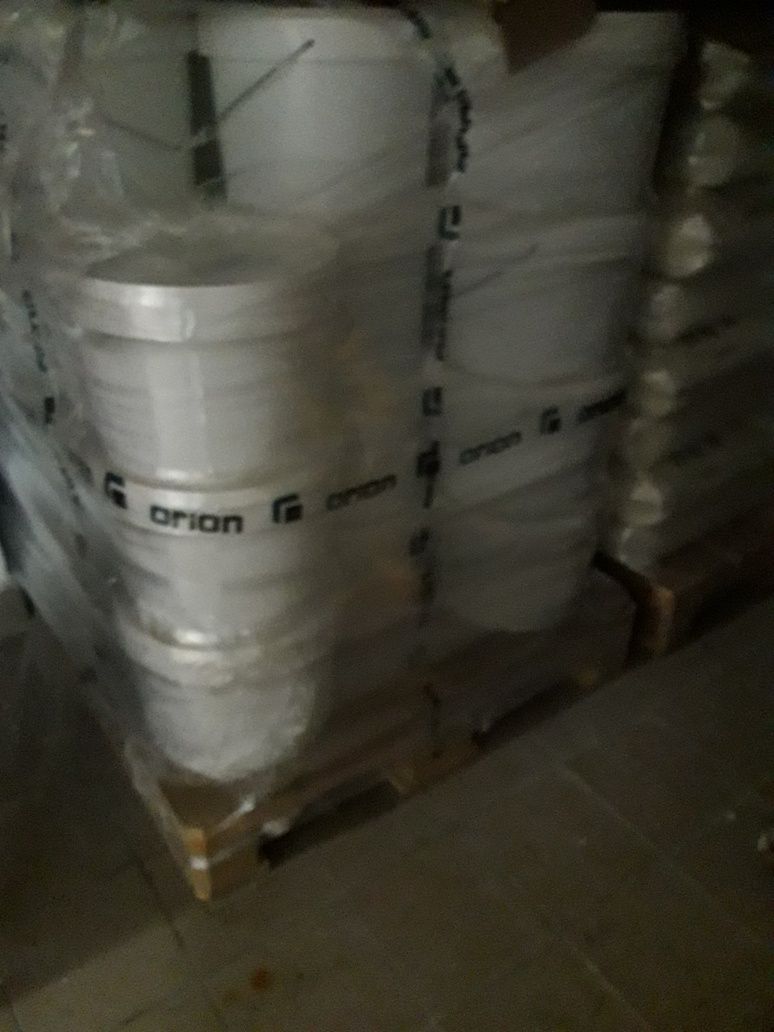 Pokarm dla pszczół syrop i inwert Apifood